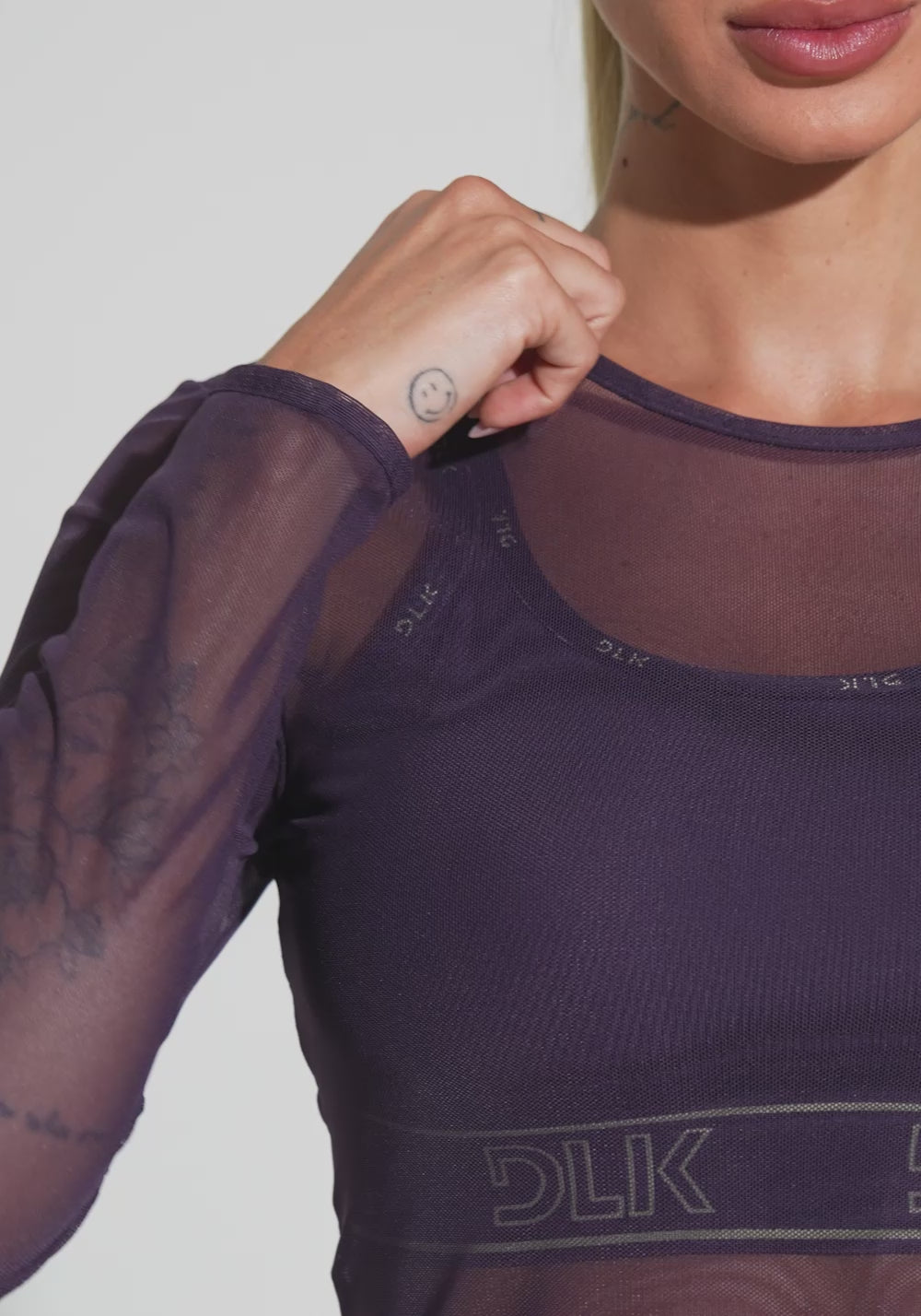 Blusa Feminina De Tule Com Manga Longa Activity Dlk Roxo