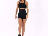 Short Fitness Feminino Preto Com Recorte Canelado Seamless Dlk