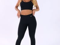 Calça Legging Preta Com Recortes Laterais Básica Dlk