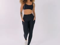Legging Fitness Feminina Preto Com Bolsos Laterais E Elástico Flow Dlk