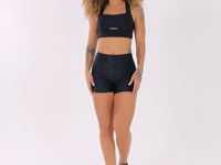 Short Fitness Feminino Preto Com Recortes Logomania Flow Dlk