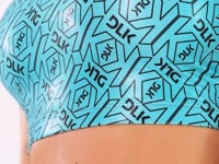 Top Fitness Feminino Verde E Preto Logomania Flow Dlk
