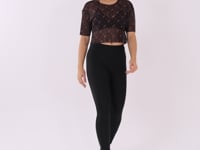 Cropped De Tule Feminino Com Manga Preto E Coral Logomania Flow Dlk