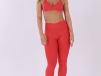 Calça Legging Shine Vermelha Texturizada Com Cós Transpassado Dlk