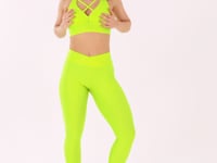 Top Com Bojo Shine Amarelo Texturizado Nadador Dlk
