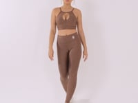 Top Shine Marrom Texturizado Onça Decote Gota Dlk