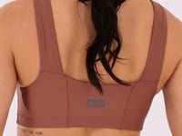 Top Fitness Feminino Marrom Claro Com Decote Reto E Recortes Dlk