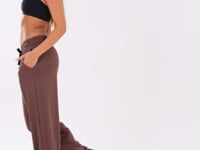 Calça Moletinho Feminina Marrom Com Bolso Oasis Dlk