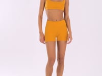 Short Fitness Feminino Amarelo Com Recortes Oasis Dlk