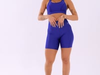 Bermuda Azul Royal Com Recortes Básico Dlk