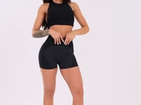 Short Fitness Feminino Preto Com Recortes Texturizados Harmony Dlk