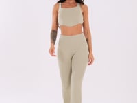 Calça Flare Feminina Oliva Com Fenda Harmony Dlk