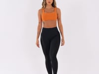 Top Fitness Feminino Com Decote Reto E Recortes Laranja Dlk
