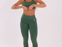Top Fitness Feminino Verde Com Bojo E Recortes Logomania Reflections Dlk