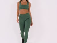 Top Fitness Feminino Verde Com Decote Quadrado Logomania Reflections Dlk