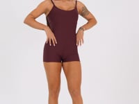 Macaquinho Fitness Feminino Curto Vinho Aura Dlk