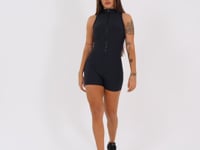 Macaquinho Fitness Feminino Preto Com Zíper E Recortes Aura Dlk