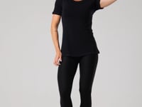 Blusa Equilibrium Preta com Gola Aberta Dlk