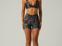 Short Fitness Feminino Com Cós Transpassado Estampado Onça Animal Printed Dlk