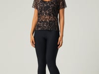 Blusa Baby Look Feminina De Tule Estampada Onça Animal Printed Dlk