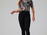 Blusa Feminina Em Tule New Printed Estampada Jornal Dlk