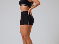 Top Fitness Feminino Preto Com Decote Reto E Elástico Listrado Mescla Nation Dlk