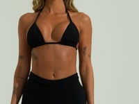 Short Feminino Curto Com Textura Solaris Dlk Preto