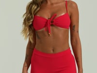 Short Feminino Curto Com Textura Solaris Dlk Vermelho