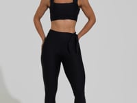 Top Fitness Feminino Preto Com Decote Action Dlk