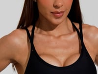 Top Fitness Feminino Com Bojo Preto Alça Dupla E Elástico Vazado Action Dlk