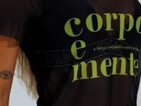 Blusa Baby Look Feminina De Tule Preto Estampada Corpo E Mente Activity Dlk