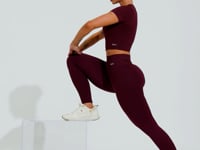 Cropped Feminino Vinho Canelado Seamless+ Dlk