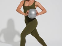Macacão Fitness Feminino Com Detalhe Canelado Motion Lines Dlk Verde Oliva