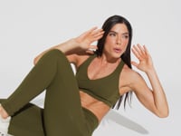 Top Fitness Feminino Nadador Com Detalhe Canelado Motion Lines Dlk Verde Oliva
