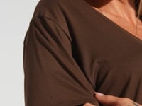 Blusa Feminina Com Decote V E Tira Nas Costas Básica Dlk Marrom