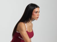 Top Alongado Fitness com Alças Cruzadas de Elástico Athletic Dlk Vermelho Cereja