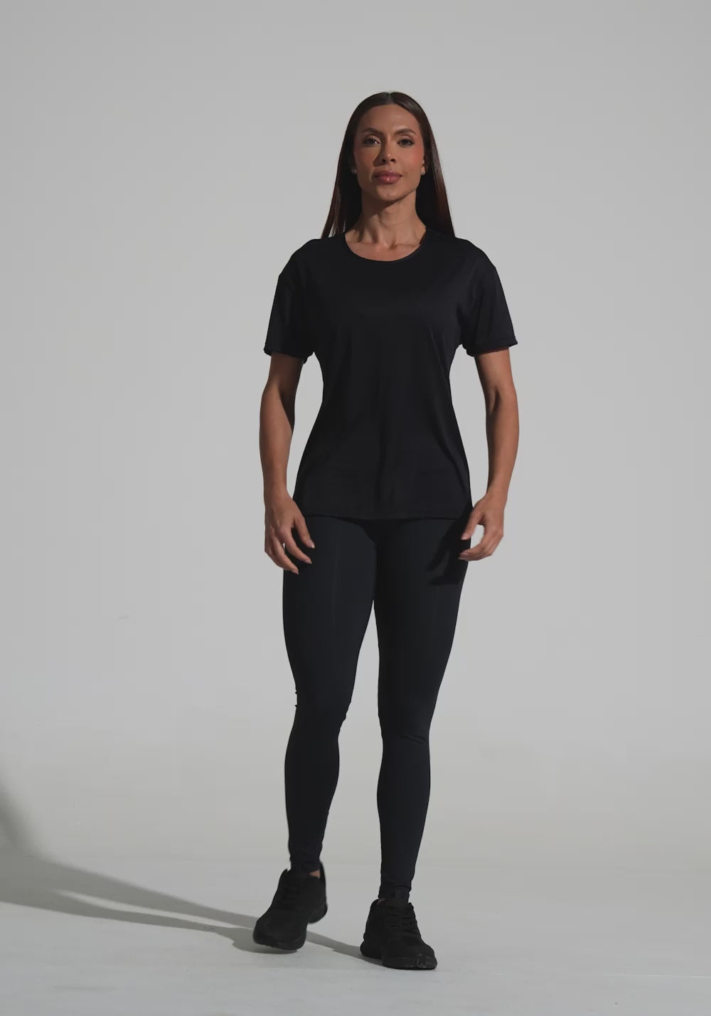 Blusa T-shirt Fitness Feminina De Poliamida Básica Dlk Preto