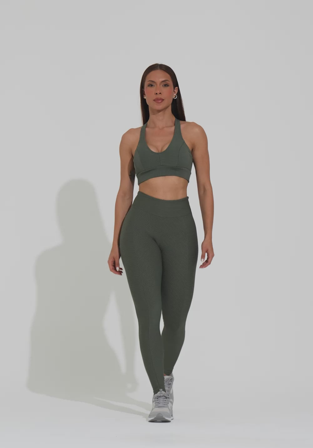 Legging Fitness Feminina Chumbo Canelada com Recorte Action Dlk