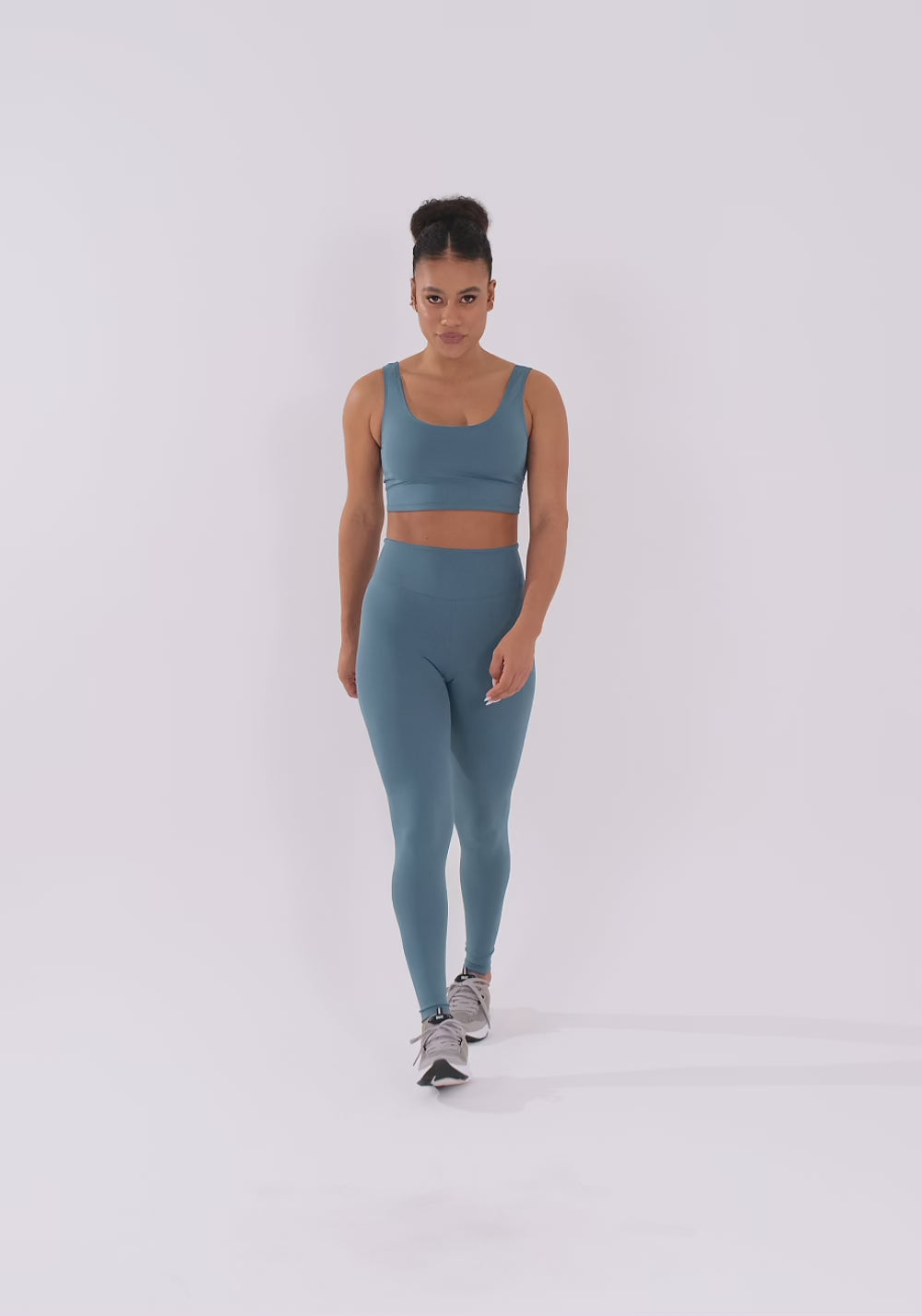 Legging Fitness Feminina Azul Com Cós Largo Oasis Dlk