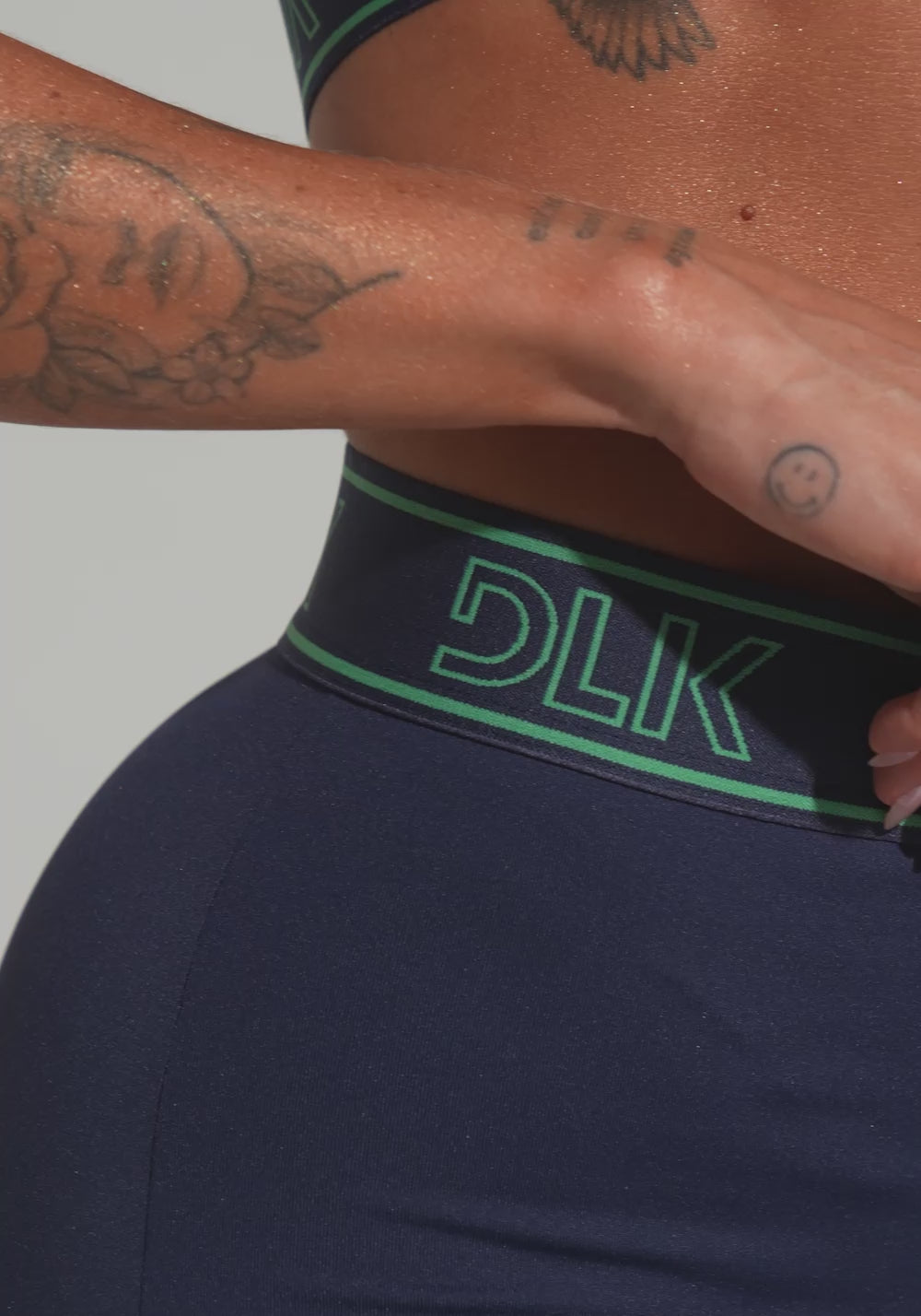 Legging Fitness Feminina Com Elástico No Cós E Detalhe Em Tule Activity Dlk Azul Marinho
