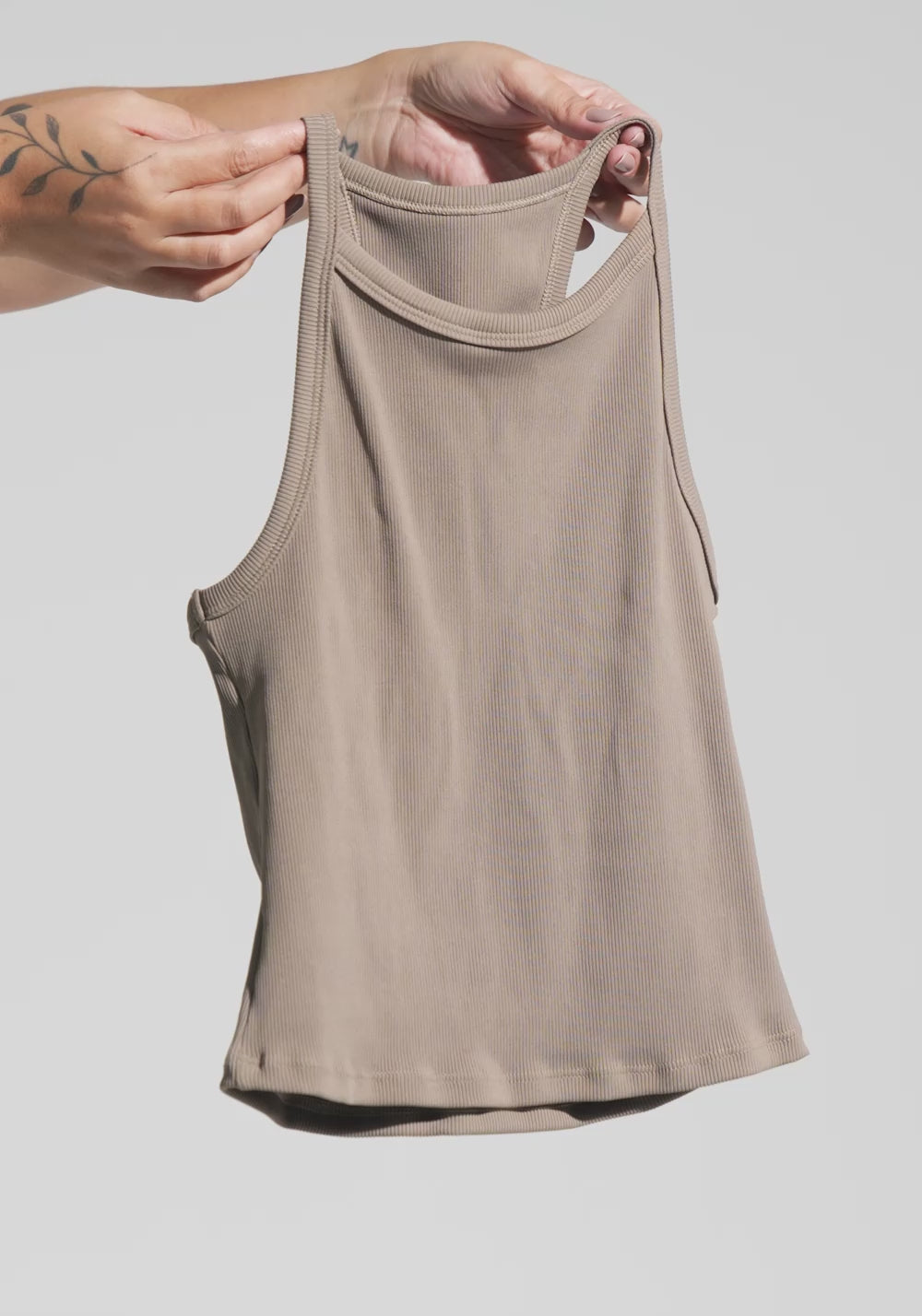 Camiseta Feminina Nadador Canelada Motion Lines Dlk Cáqui