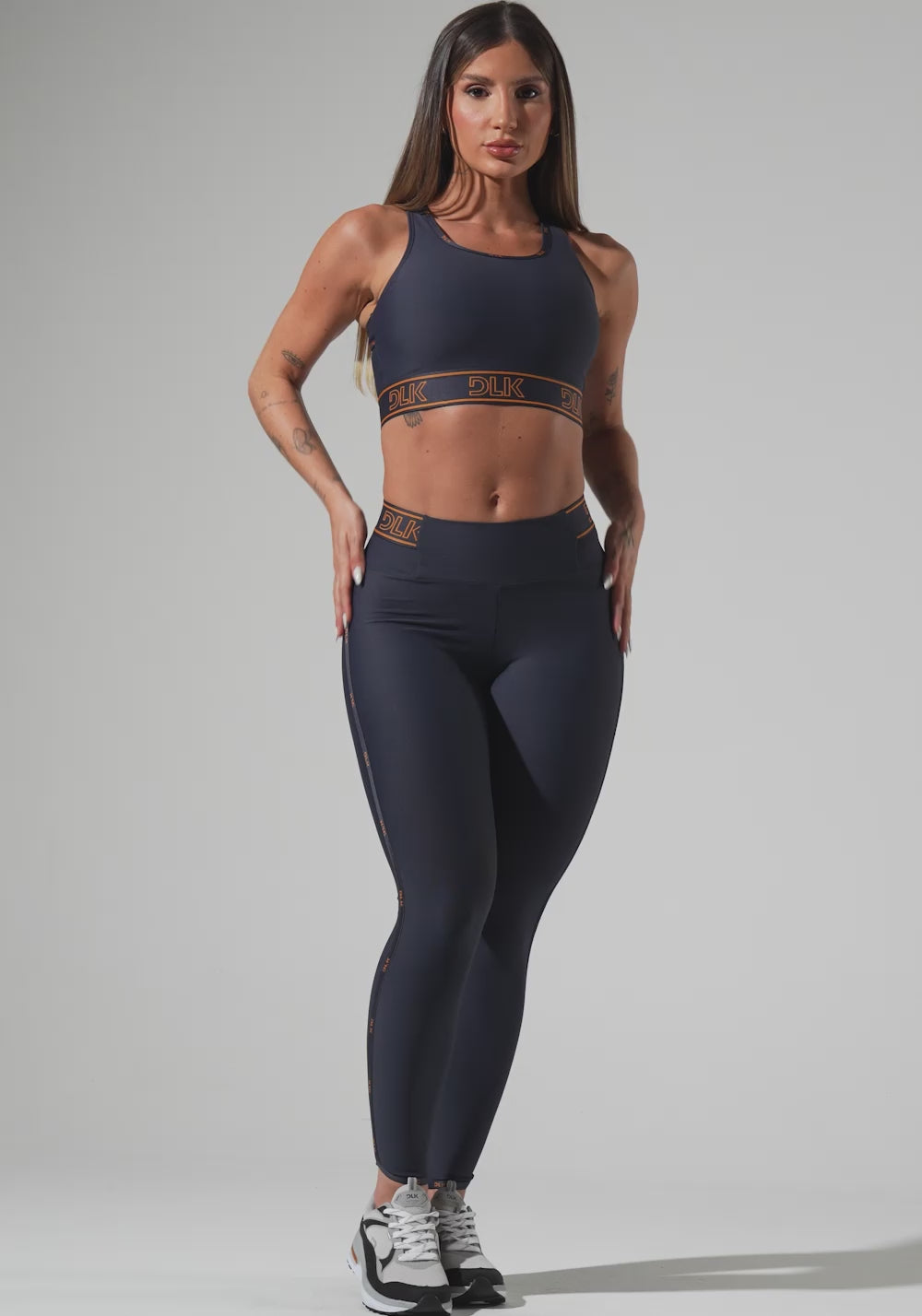 Legging Fitness Feminina Com Elásticos No Cós E Na Lateral Activity Dlk Grafite