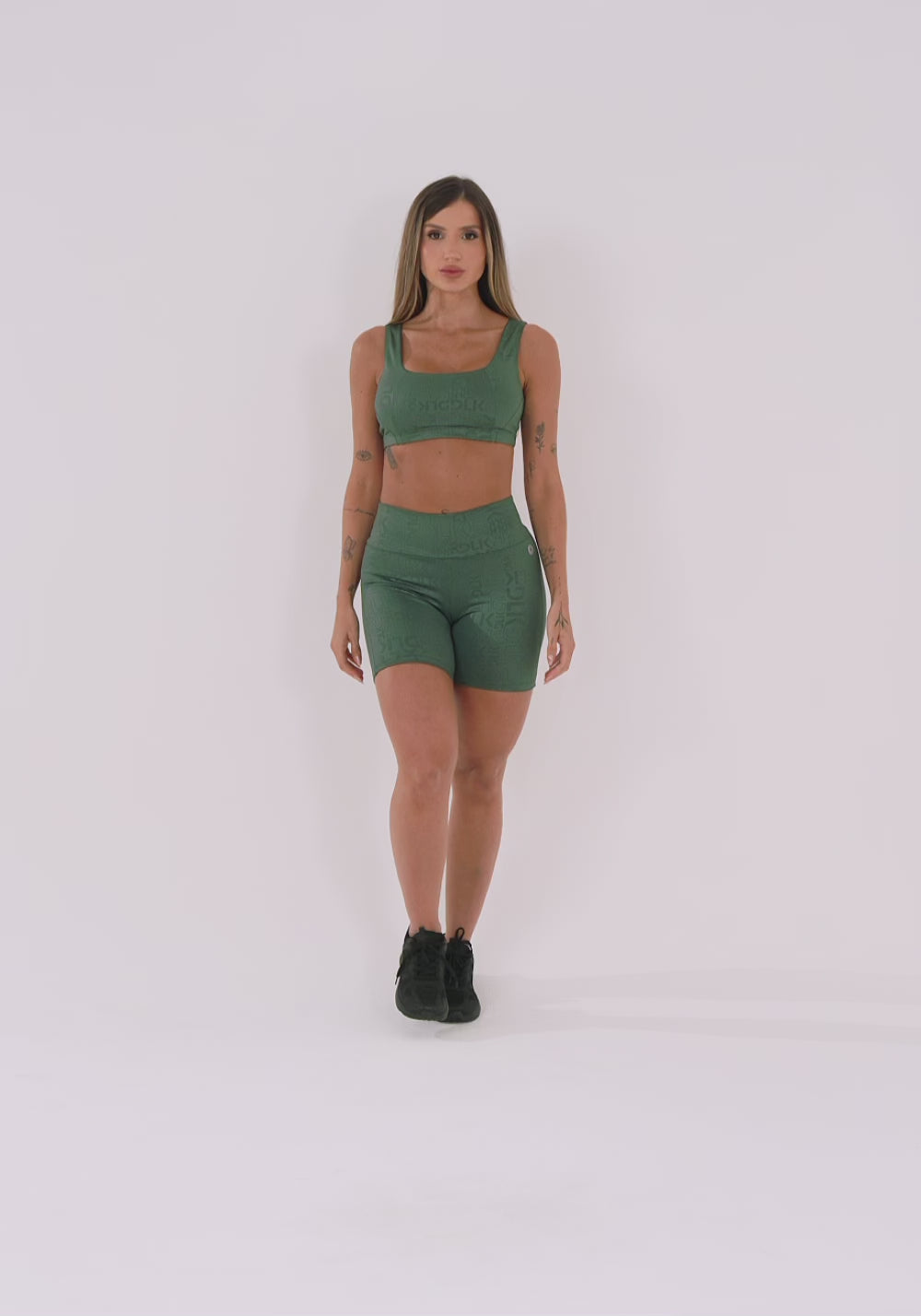 Bermuda Fitness Feminina Verde Logomania Reflections Dlk