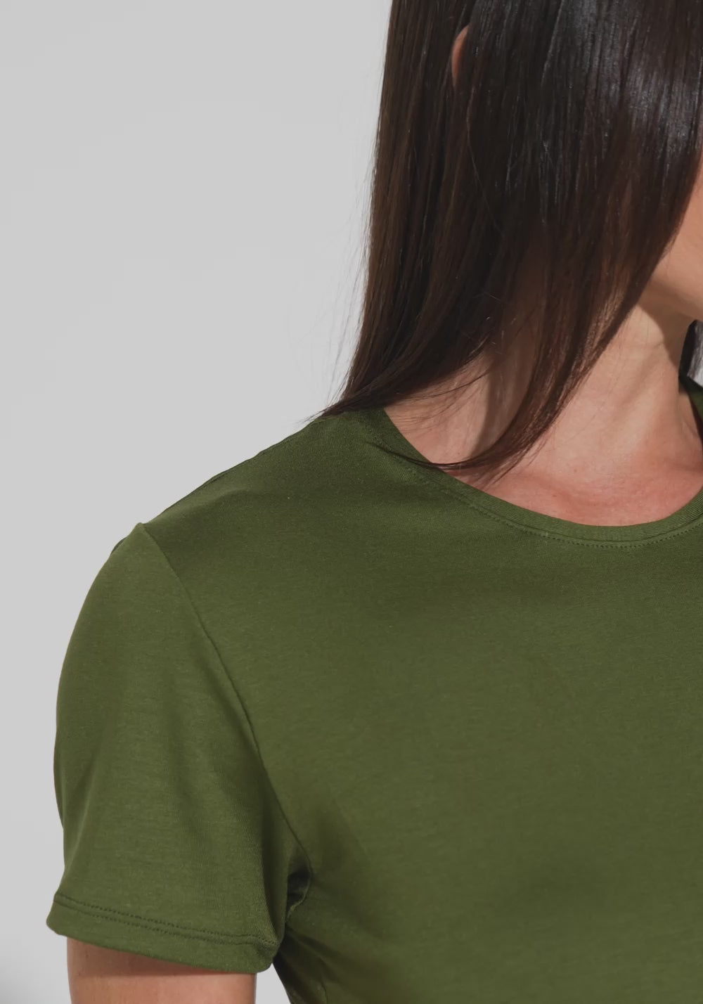 Blusa Fitness Feminina Alongada Motion Lines Dlk Verde Oliva