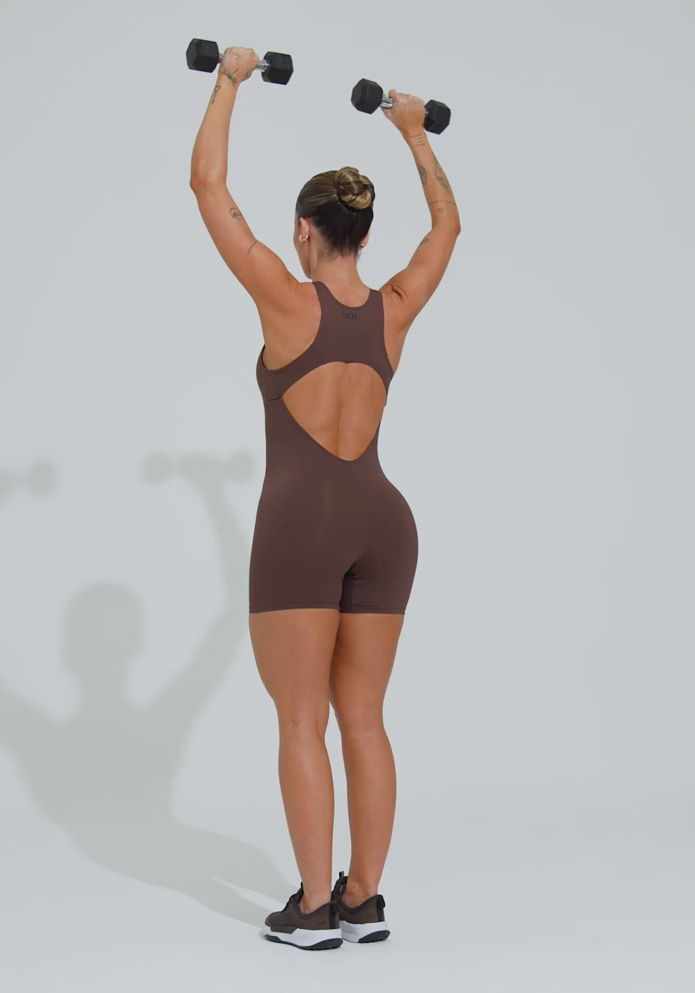 Macaquinho Fitness Feminino Nadador Com Decote Soul Dlk Marrom