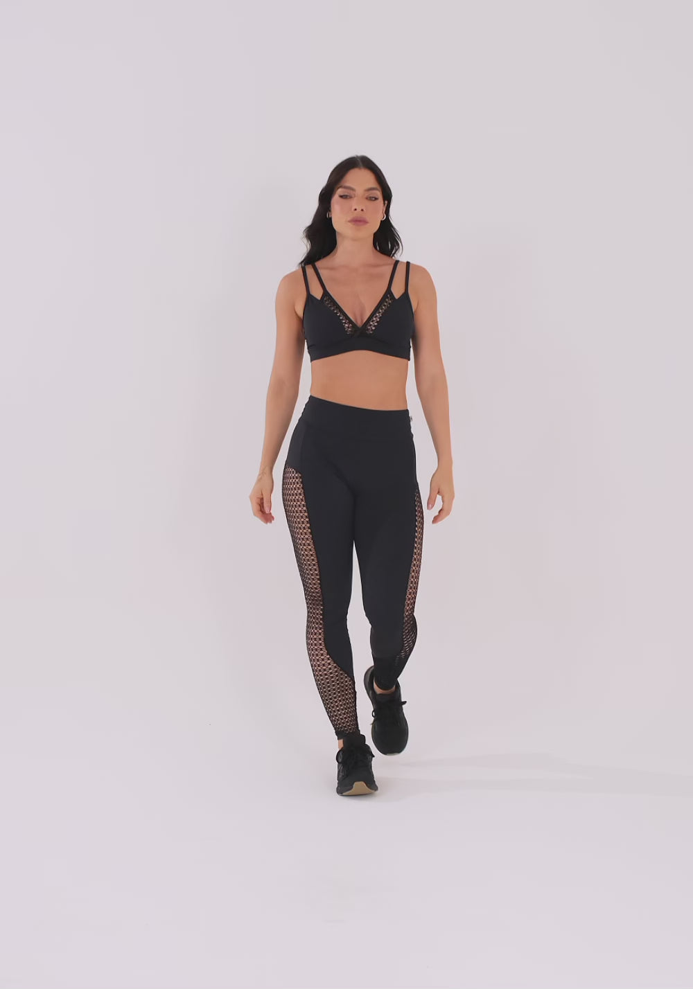 Top Fitness Feminino Preto Alça Dupla E Tela Harmony Dlk