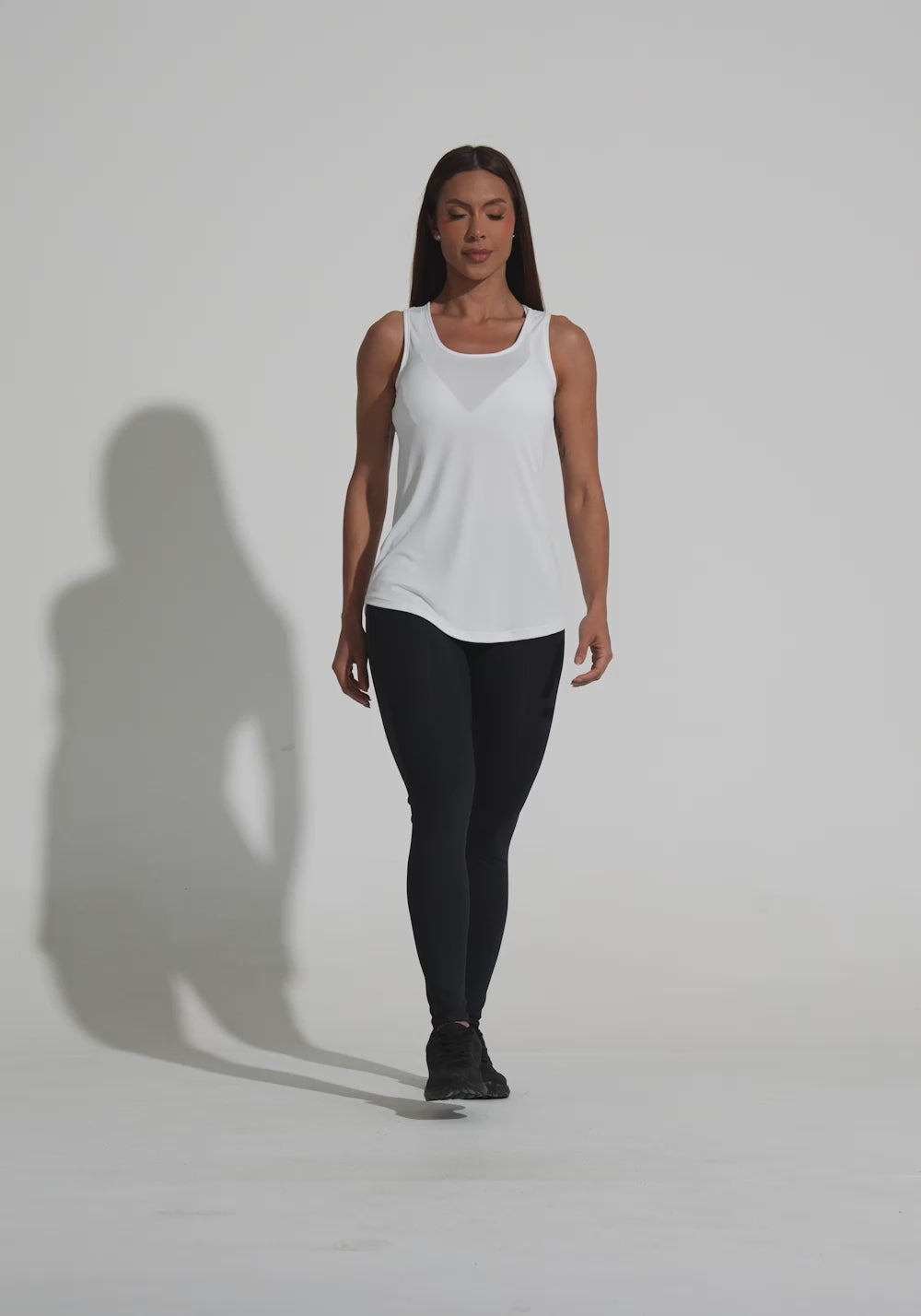 Camiseta Fitness Feminina De Poliamida Básica Dlk Branco