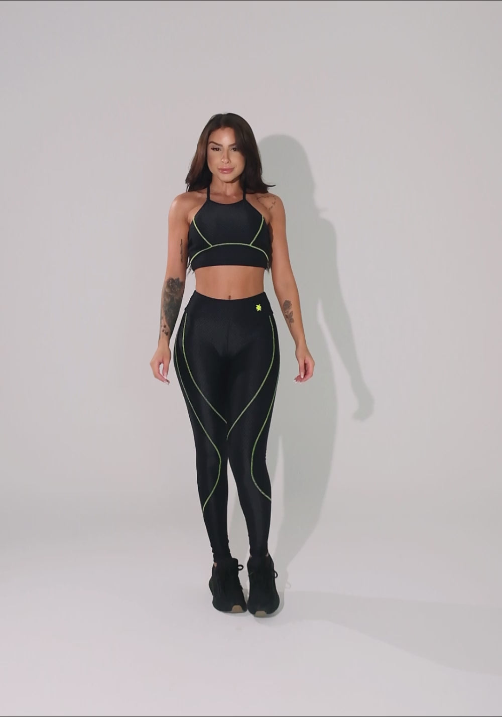 Legging Fitness Feminina Preta Texturizada Com Pesponto Elegance Dlk