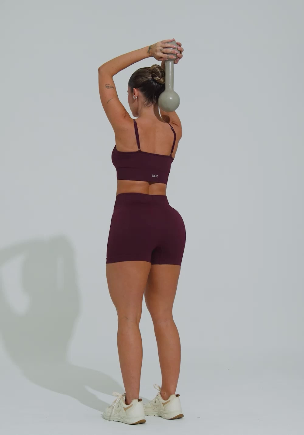 Short Fitness Feminino Vinho Canelado Com Cós Alto Seamless+ Dlk