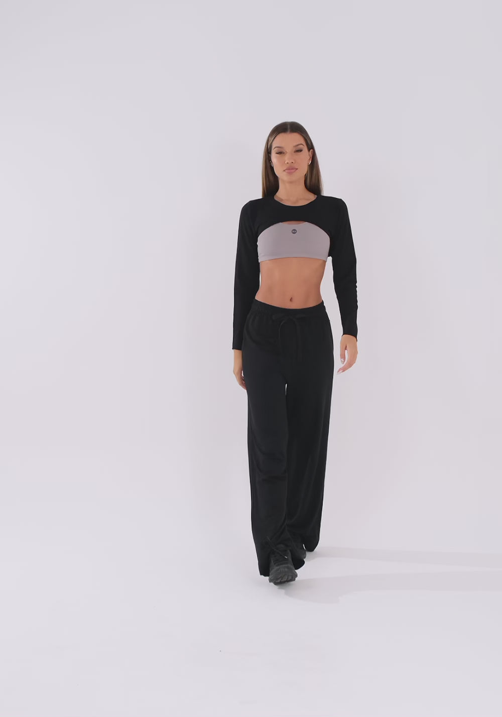 Cropped Bolero Fitness Moletinho Preto Oasis Dlk